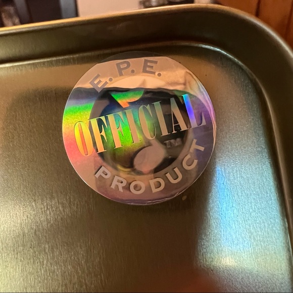 Elvis Presley Lunch Box; The Wertheimer Collection - Picture 9 of 10